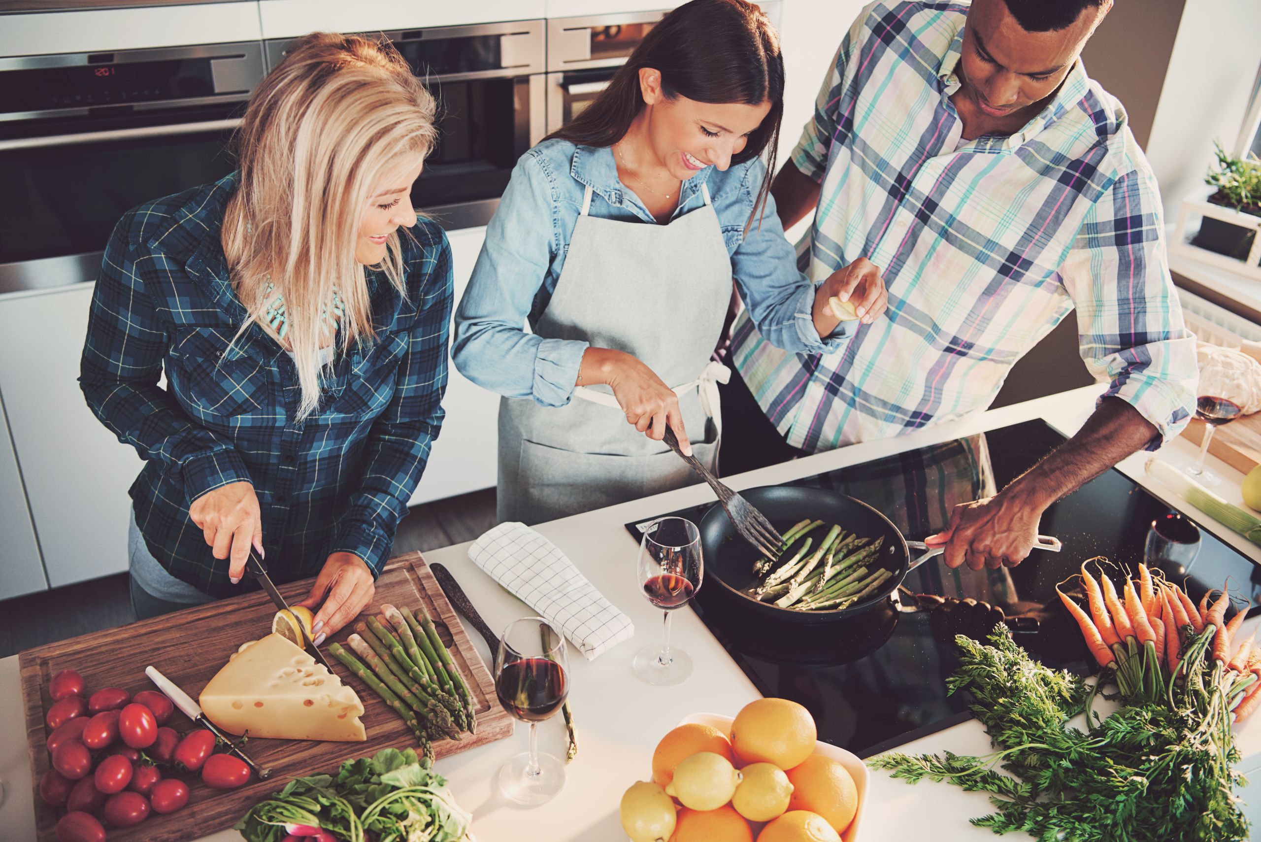 background image of people cooking